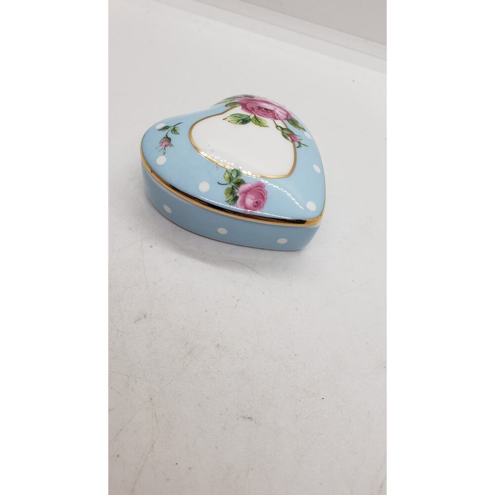 Vintage Royal Albert Heart Trinket Jewelry Box Porcelain Rose Floral England - Picture 9 of 13